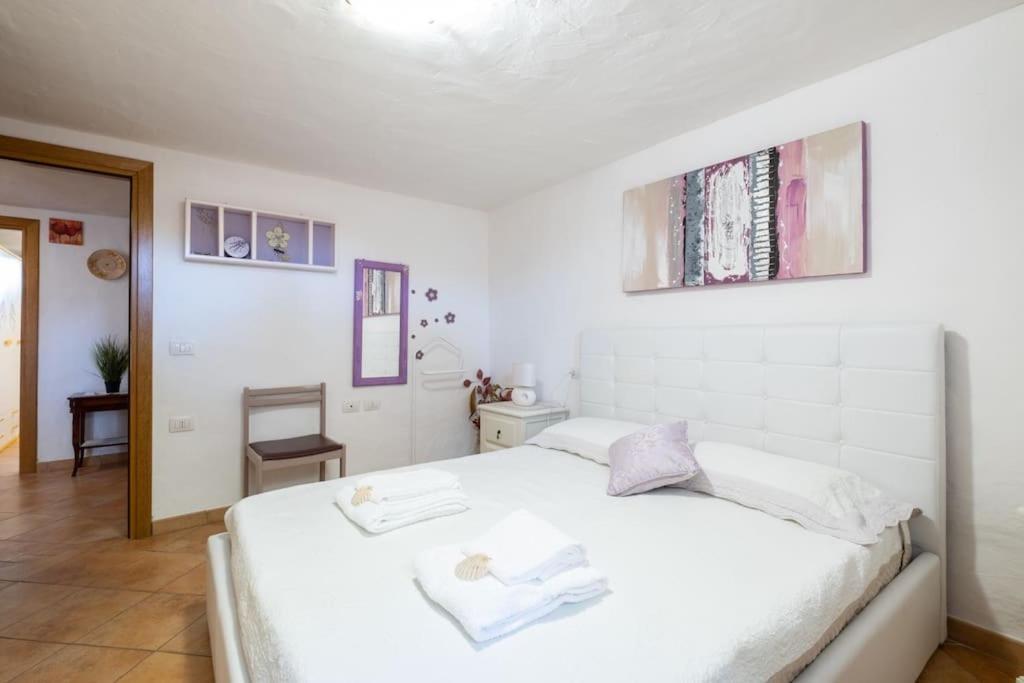 Mare A 4 Minuti AutoCasa/Giardino E Wifi Budoni Buitenkant foto