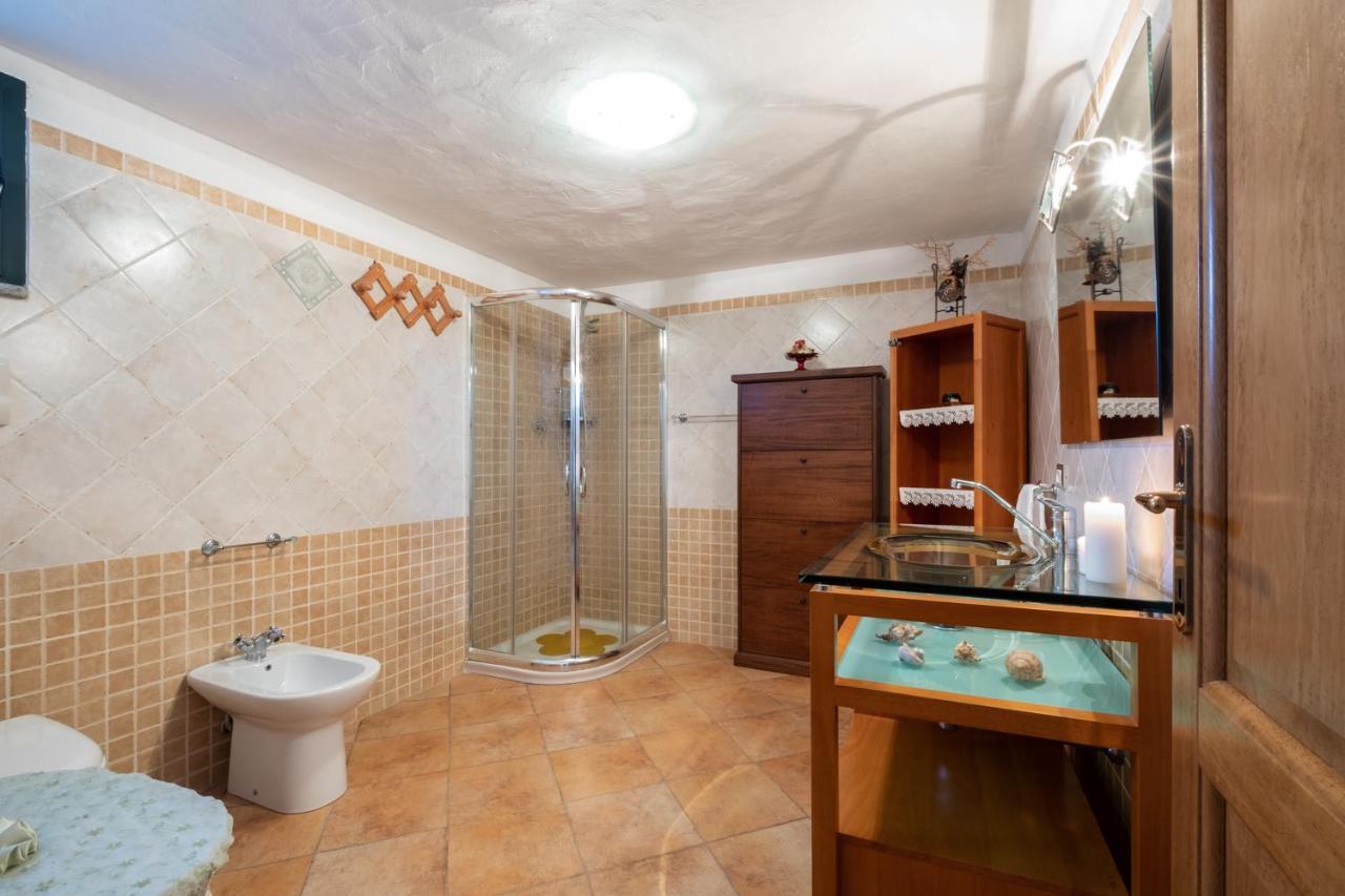 Mare A 4 Minuti AutoCasa/Giardino E Wifi Budoni Buitenkant foto