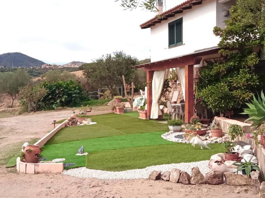 Mare A 4 Minuti AutoCasa/Giardino E Wifi Budoni Buitenkant foto
